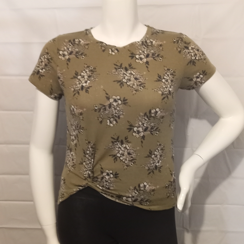 Wallflower dress top